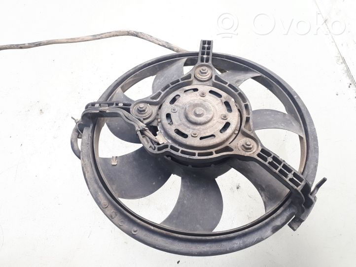 Volkswagen PASSAT B5 Ventilatore di raffreddamento elettrico del radiatore 8D0959455C