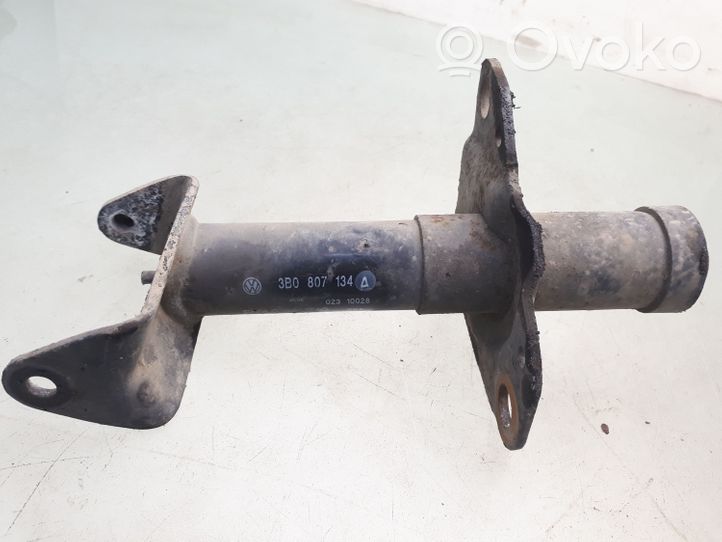 Volkswagen PASSAT B5 Smorzatore/ammortizzatore d’urto per paraurti anteriore 3B0807134