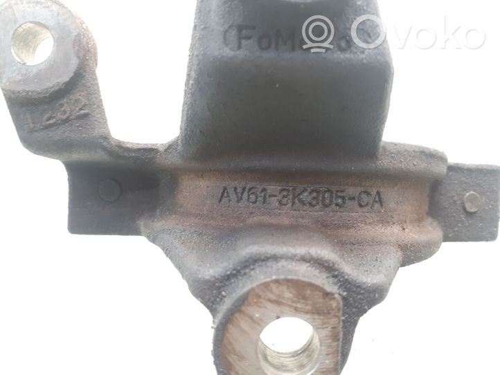 Ford Focus Staffa del cuscinetto di supporto dell’albero di trasmissione AV613K305CA