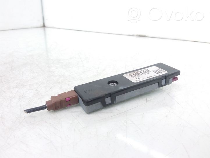 Mercedes-Benz E A207 Amplificatore antenna A2078201189