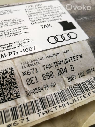 Audi A4 S4 B7 8E 8H Poduszka powietrzna Airbag pasażera 8E1880204D