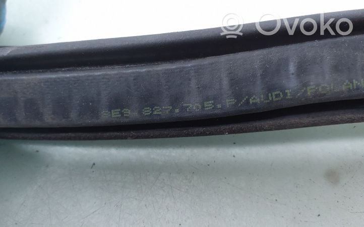 Audi A4 S4 B7 8E 8H Guarnizione in gomma portiera di carico (sulla carrozzeria) 8E9827705P