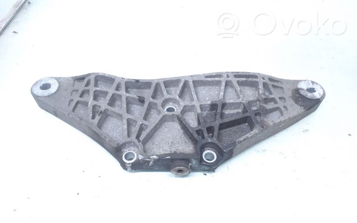 Audi A4 S4 B7 8E 8H Diferencial trasero/Soporte de montaje del diferencial 8E0599287K