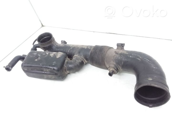 Opel Vectra B Air intake duct part 90572422