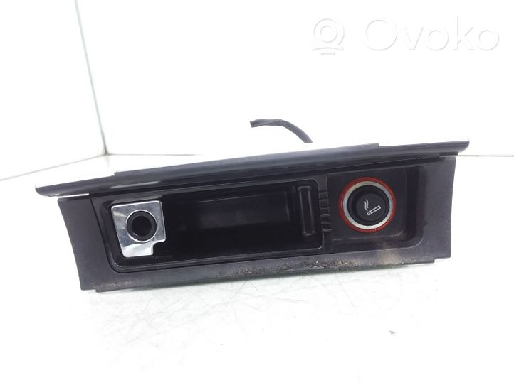 Volkswagen PASSAT B7 Ashtray (front) 3C0863284K