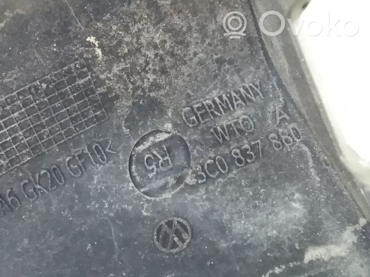 Volkswagen PASSAT B7 Osłona klamki drzwi przednich 3C0837880A