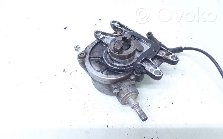 Opel Vectra B Alipainepumppu 24406132