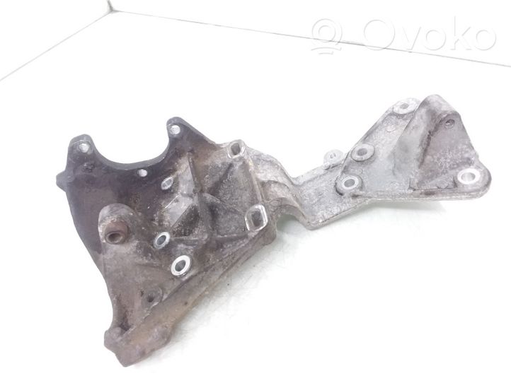 Volvo V70 Support de générateur / alternateur 30731516