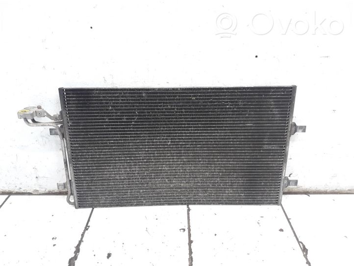 Volvo V50 Radiateur condenseur de climatisation 