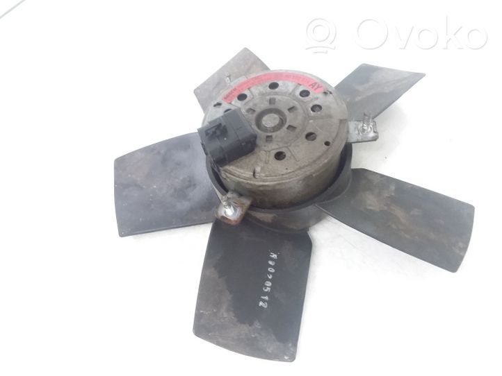 Opel Tigra A Ventilatore di raffreddamento elettrico del radiatore 90572574