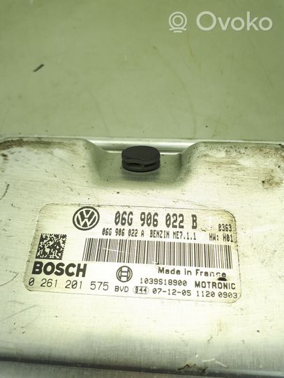 Volkswagen Touran I Engine control unit/module 06G906022B