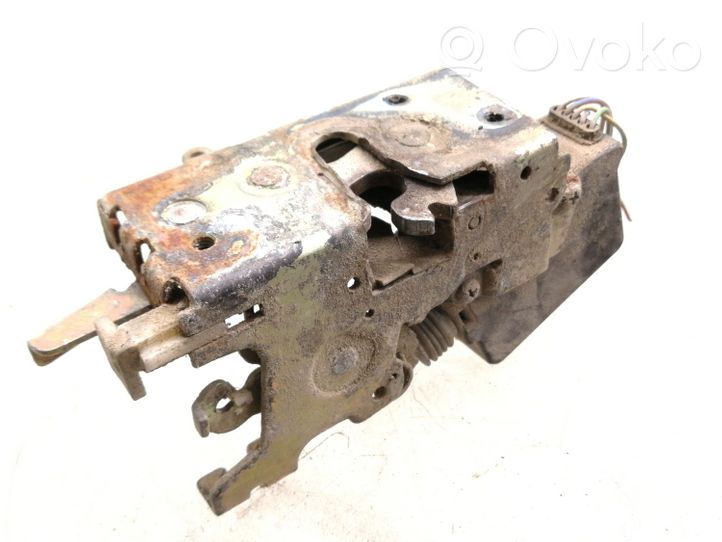 Mercedes-Benz Sprinter W901 W902 W903 W904 Loading door lock 9017400435