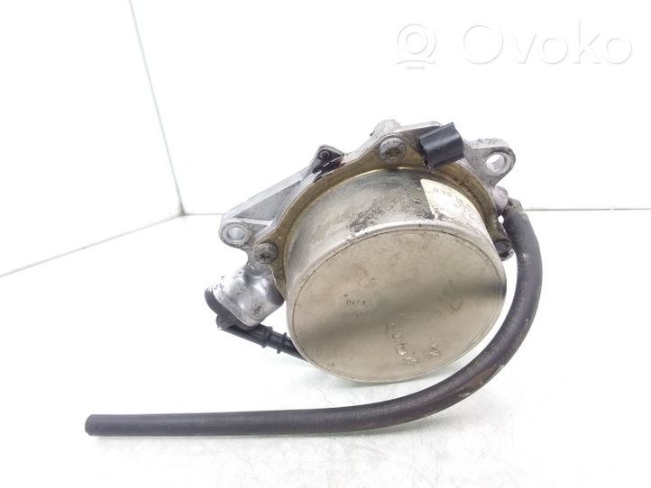 BMW 3 F30 F35 F31 Vacuum pump 7625260