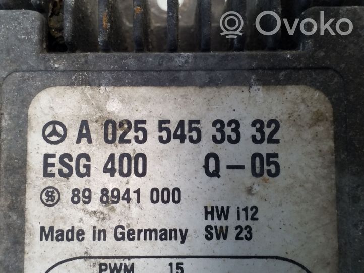Mercedes-Benz Vaneo W414 Relé del ventilador del refrigerador A0255453332
