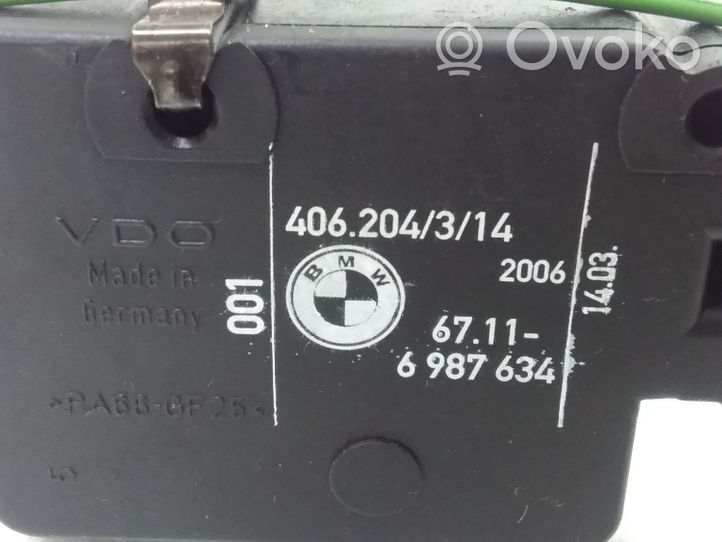 BMW X3 E83 Motorino del tappo del serbatoio del carburante 6987634