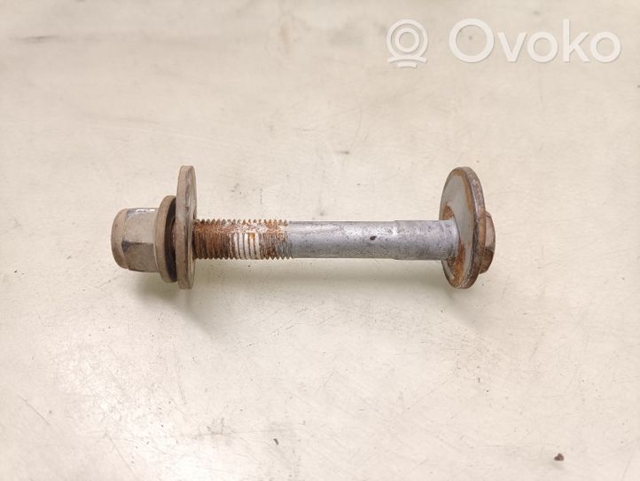 Volkswagen PASSAT B6 Rear suspension camber bolt 