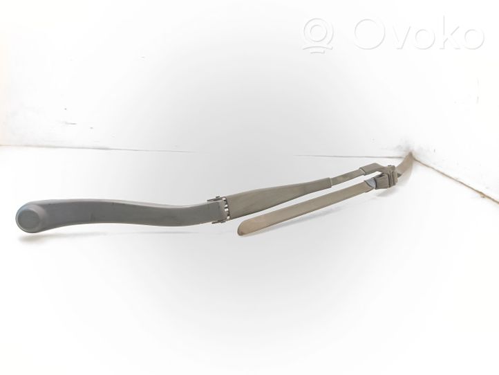 Mercedes-Benz CLS C218 X218 Windshield/front glass wiper blade 3392125718