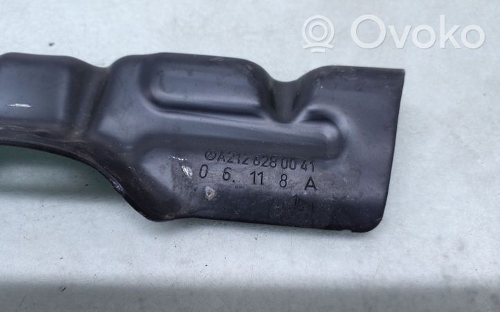 Mercedes-Benz CLS C218 X218 Staffa di montaggio della batteria A2126280041