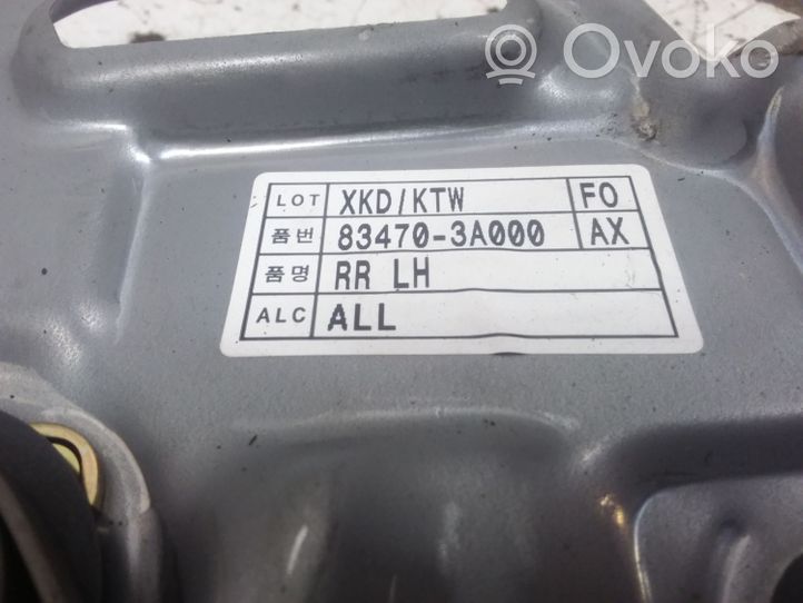 Hyundai Trajet Elektryczny podnośnik szyby drzwi tylnych 834703A000