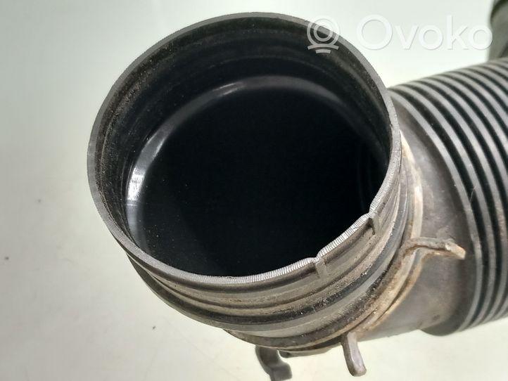 Volkswagen Touran I Tuyau d'admission d'air turbo 3C0129654N