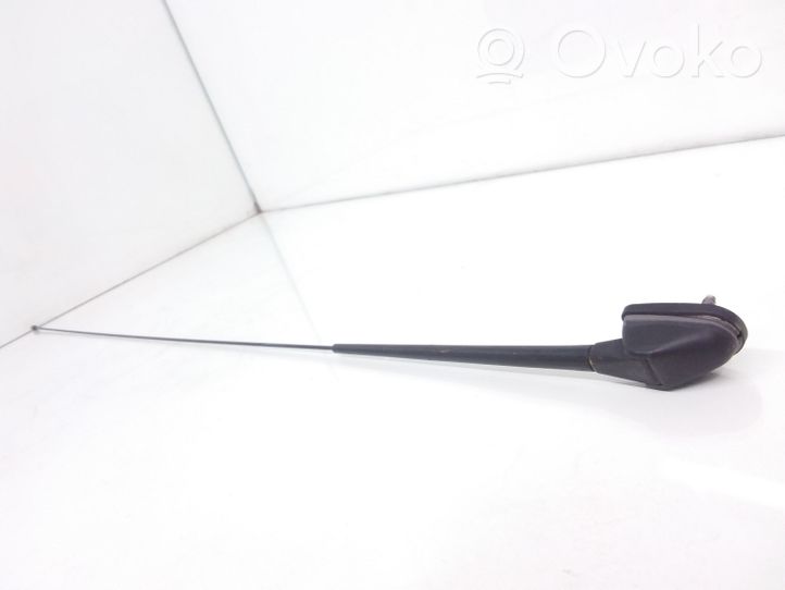 Nissan NV200 Radion antenni 