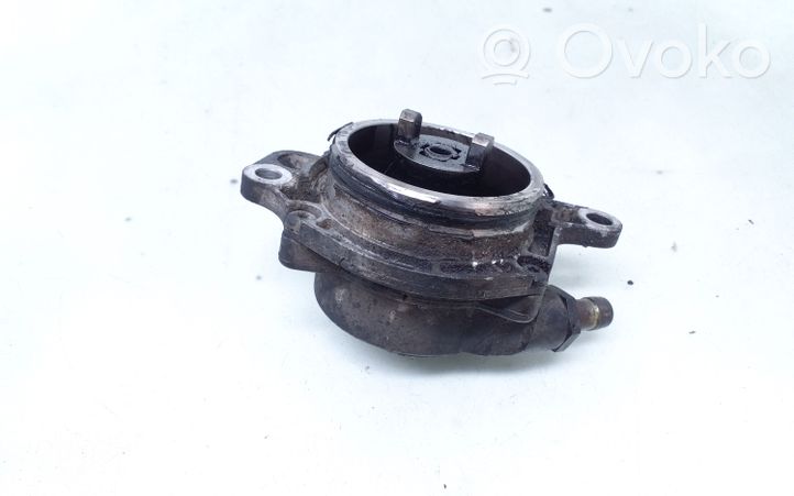 Opel Omega B1 Vacuum pump 72162503