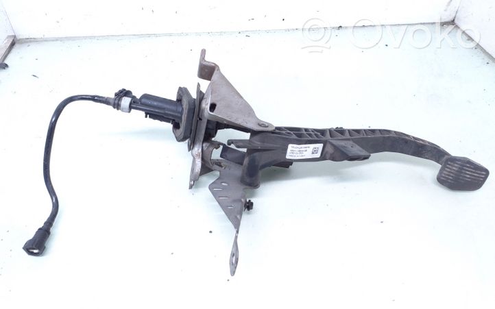 Ford Focus Pedale della frizione 4M517B633XB