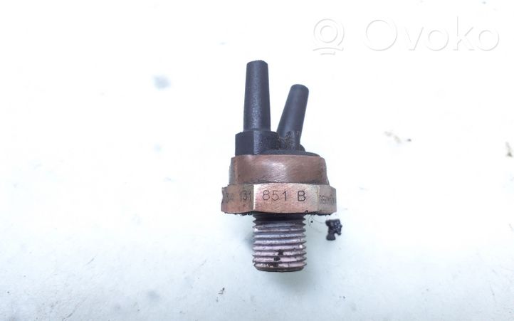 Audi 80 90 B3 Sensor / Fühler / Geber 034131851B