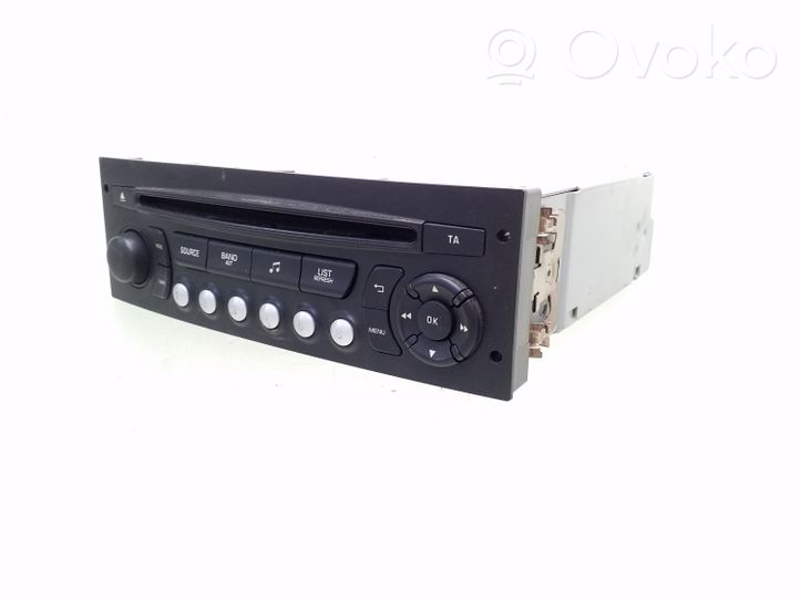 Peugeot Partner Panel / Radioodtwarzacz CD/DVD/GPS 98137862XT