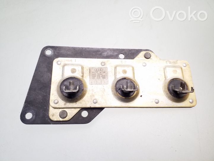 Audi 80 90 S2 B4 Coolant fan relay 4A0959493A