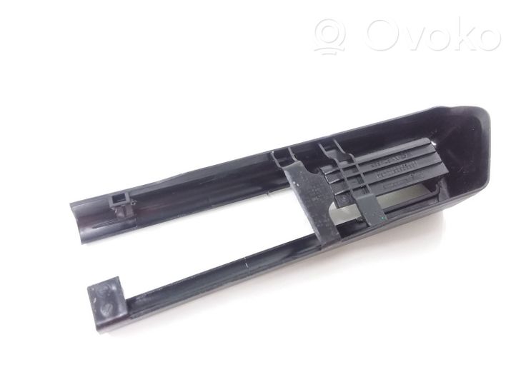 BMW 7 F01 F02 F03 F04 Moldura de la guía del asiento delantero del pasajero 6981781