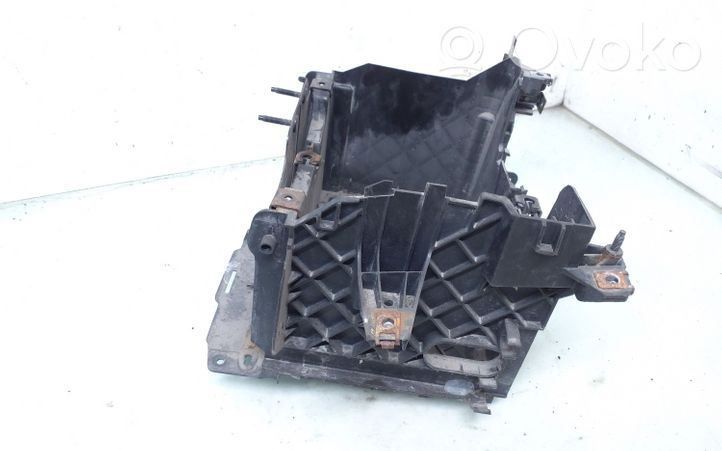 Renault Megane III Support boîte de batterie 244460002R