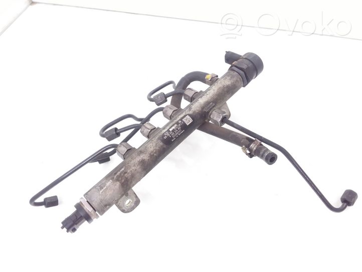 Saab 9-5 Kraftstoffverteiler Einspritzleiste Verteilerrohr 55200251