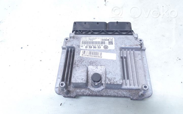 Volkswagen Caddy Calculateur moteur ECU 03G906056AB