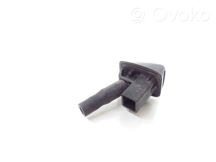 Volvo V40 Cross country Windshield washer spray nozzle 