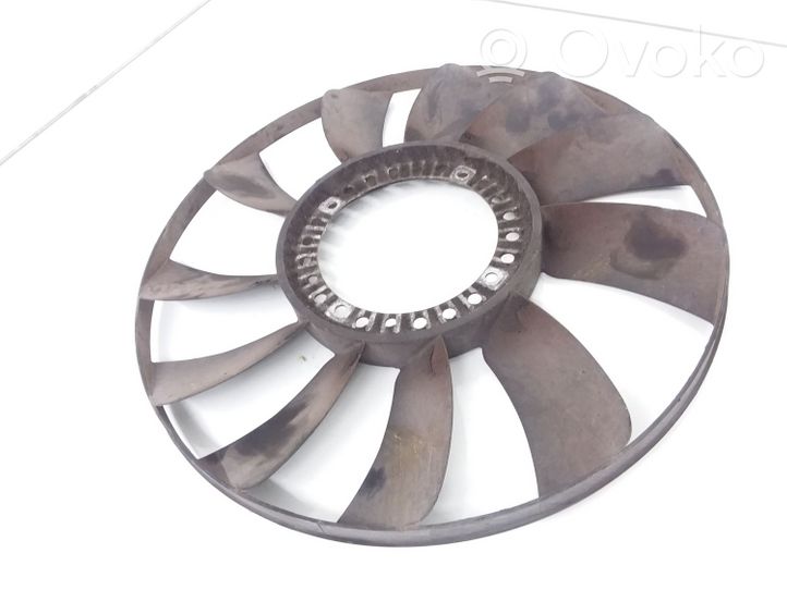 Audi A4 S4 B5 8D Hélice moteur ventilateur 058121301B