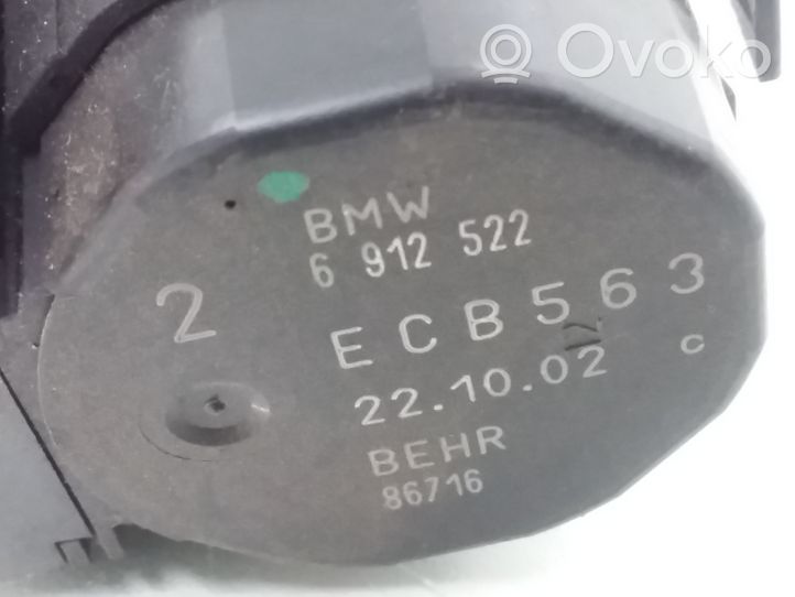 BMW 3 E46 Tuloilmaventtiilin käyttömoottori 6912522