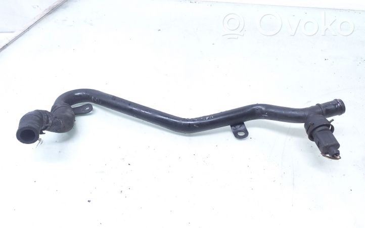 Volkswagen PASSAT B7 Engine coolant pipe/hose 5N0121065