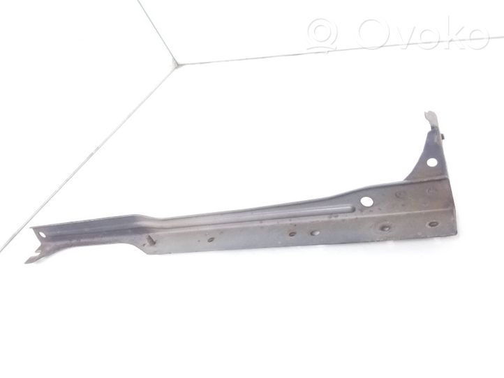 Toyota Avensis T270 Staffa del pannello di supporto del radiatore 