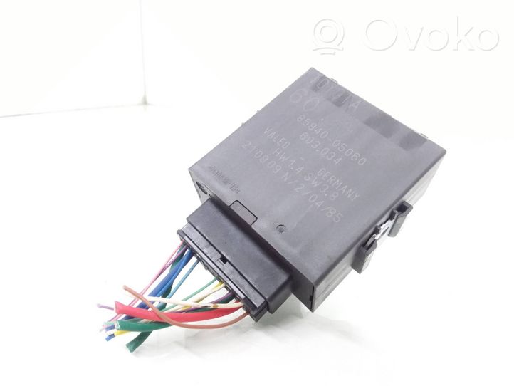 Toyota Avensis T270 Window wiper relay 8594005060