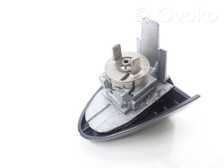 Ford Ecosport Serratura portiera anteriore (vicino alla maniglia) 8A6A21991AA