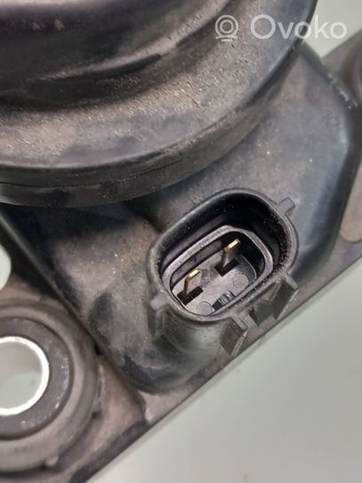 Subaru Impreza I Pompe à eau de liquide de refroidissement 