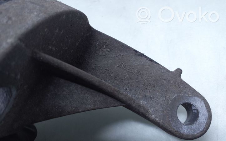 Volvo V40 Cross country Supporto di montaggio scatola del cambio J3025094