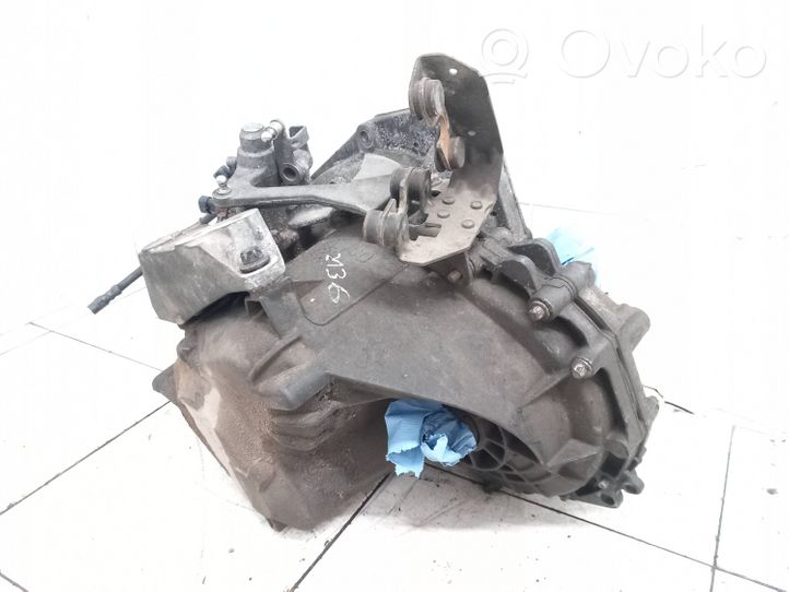 Opel Signum Manual 6 speed gearbox 55350375