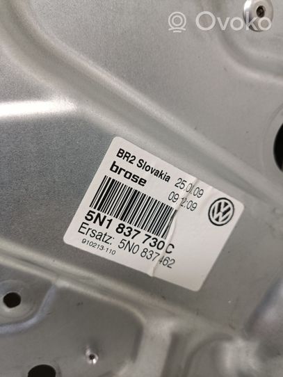 Volkswagen Tiguan Etuikkunan nostomekanismi ilman moottoria 5N0837756