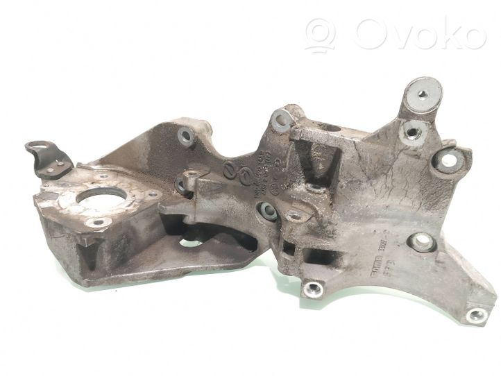 Volkswagen Tiguan Generator/alternator bracket 03L903143D