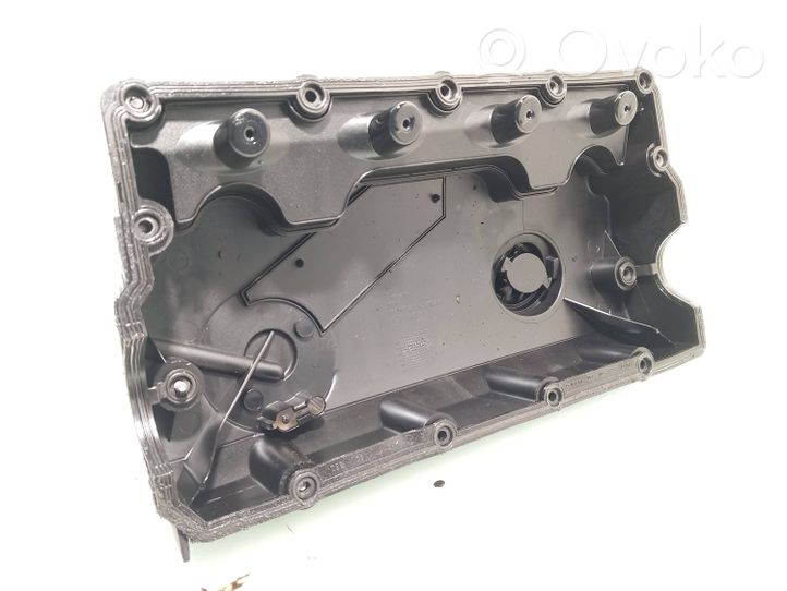 Volkswagen Touran I Rocker cam cover 038103469q