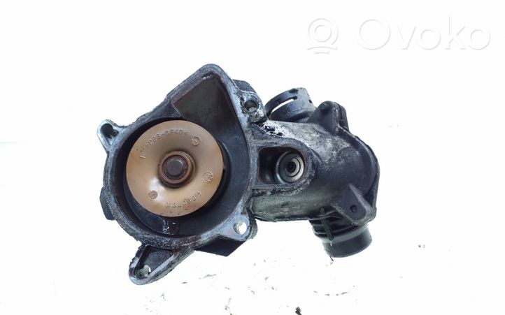 BMW 5 E60 E61 Termostats / termostata korpuss 7785053