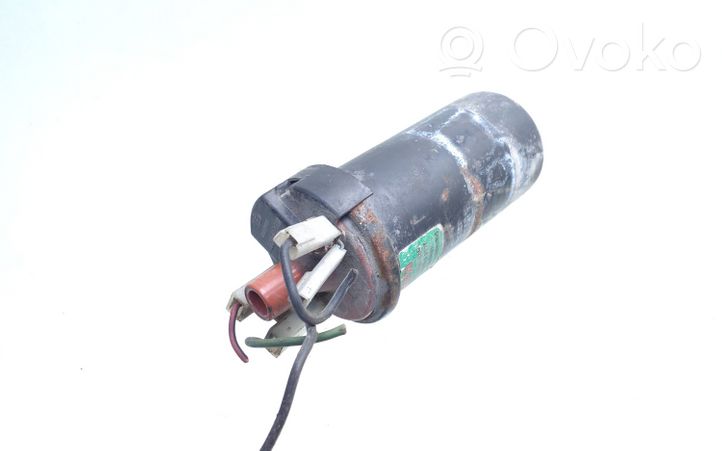 Volkswagen PASSAT B2 High voltage ignition coil 1220522011