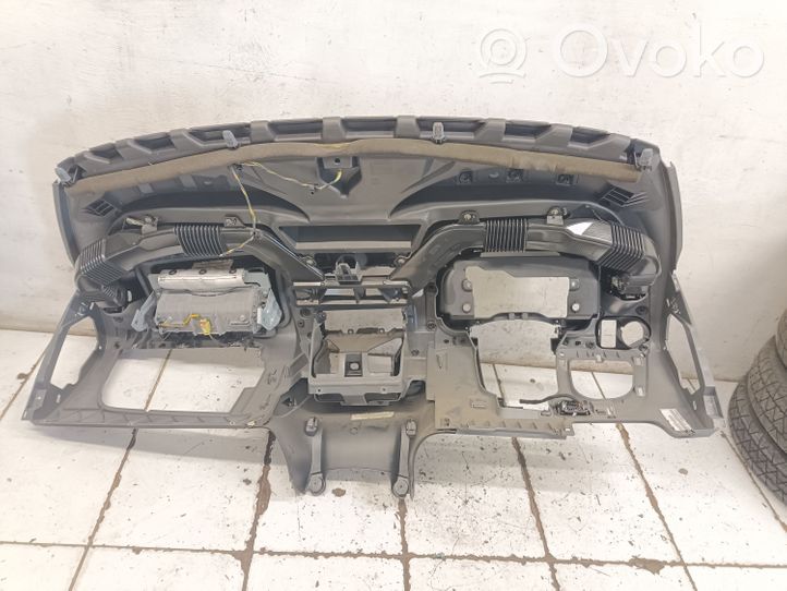 Seat Altea Панель 5P0857067